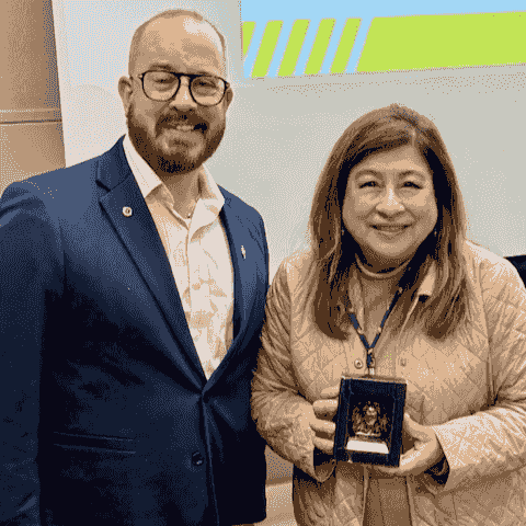 Dallas Founder Lions Club President Jeff Strater with DART Board Member Michelle Wong Krausse Dallas Founder Lions Club President Jeff Strater with DART Board Member Michelle Wong Krausse