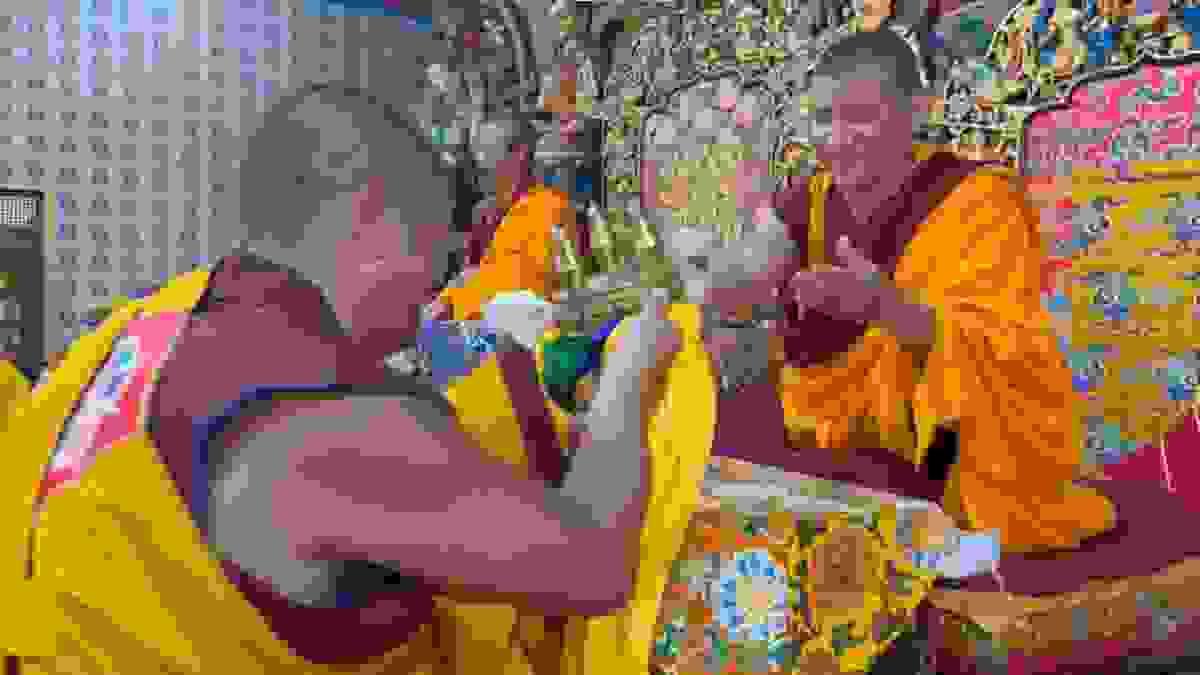 broken image