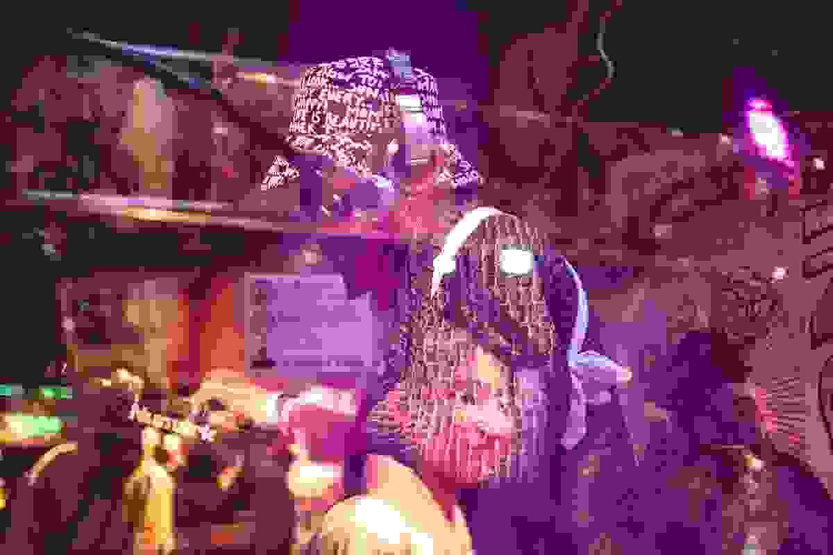 broken image