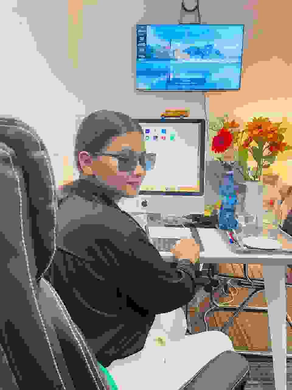 broken image