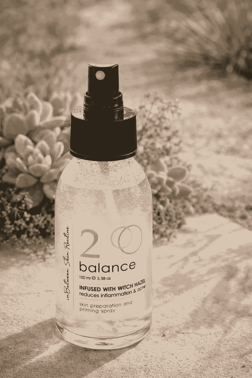 A lightweight mist for breakout-prone skin. Witch hazel helps tighten pores and reduce excess oil, while hyaluronic acid supports hydration so your skin stays calm and balanced. A lightweight mist for breakout-prone skin. Witch hazel helps tighten pores and reduce excess oil, while hyaluronic acid supports hydration so your skin stays calm and balanced.