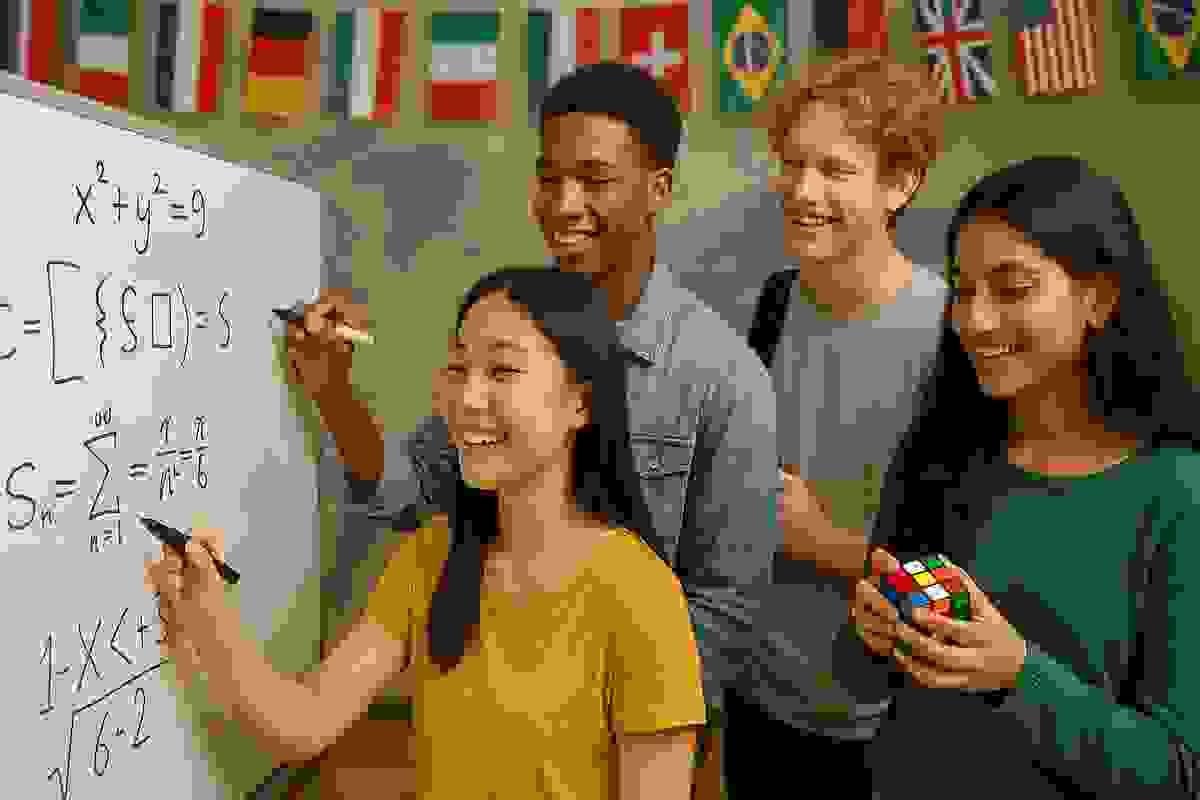 Provide tutoring courses in various subjects to meet the different learning needs and interests of students. rich course selection The courses we offer high-end after-school tutoring class Provide tutoring courses in various subjects to meet the different learning needs and interests of students. rich course selection The courses we offer high-end after-school tutoring class