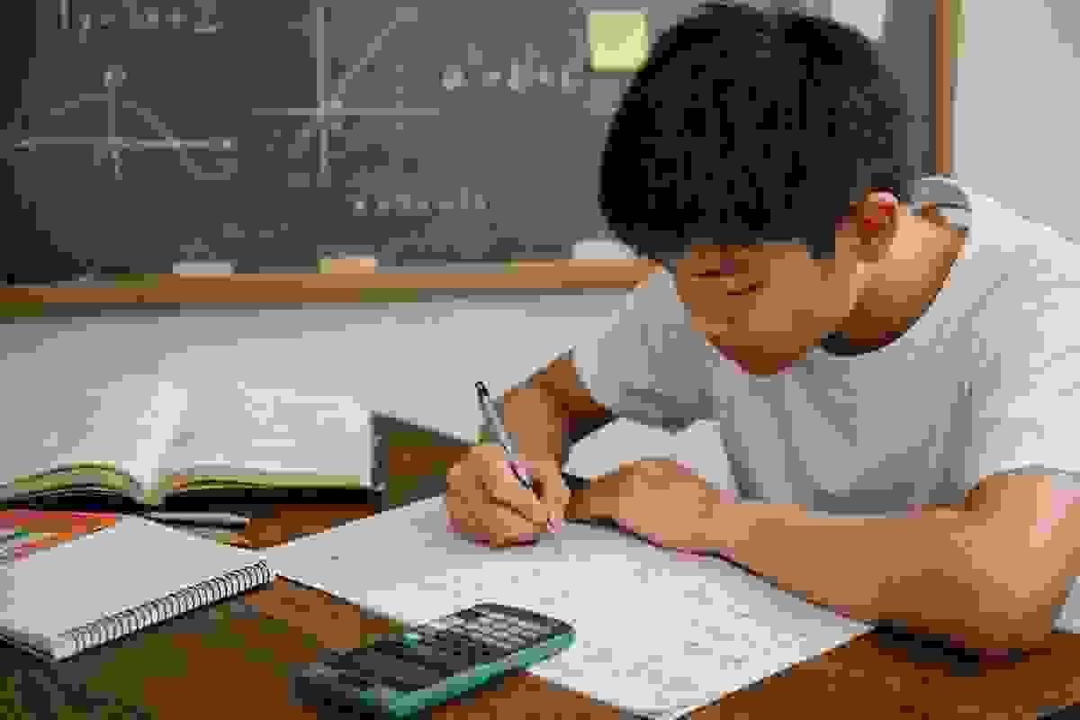 Provide high-end after-school tutoring classes, help students academic success! Welcome to Lorvale Academy Oakville high-end after-school tutoring class Provide high-end after-school tutoring classes, help students academic success! Welcome to Lorvale Academy Oakville high-end after-school tutoring class