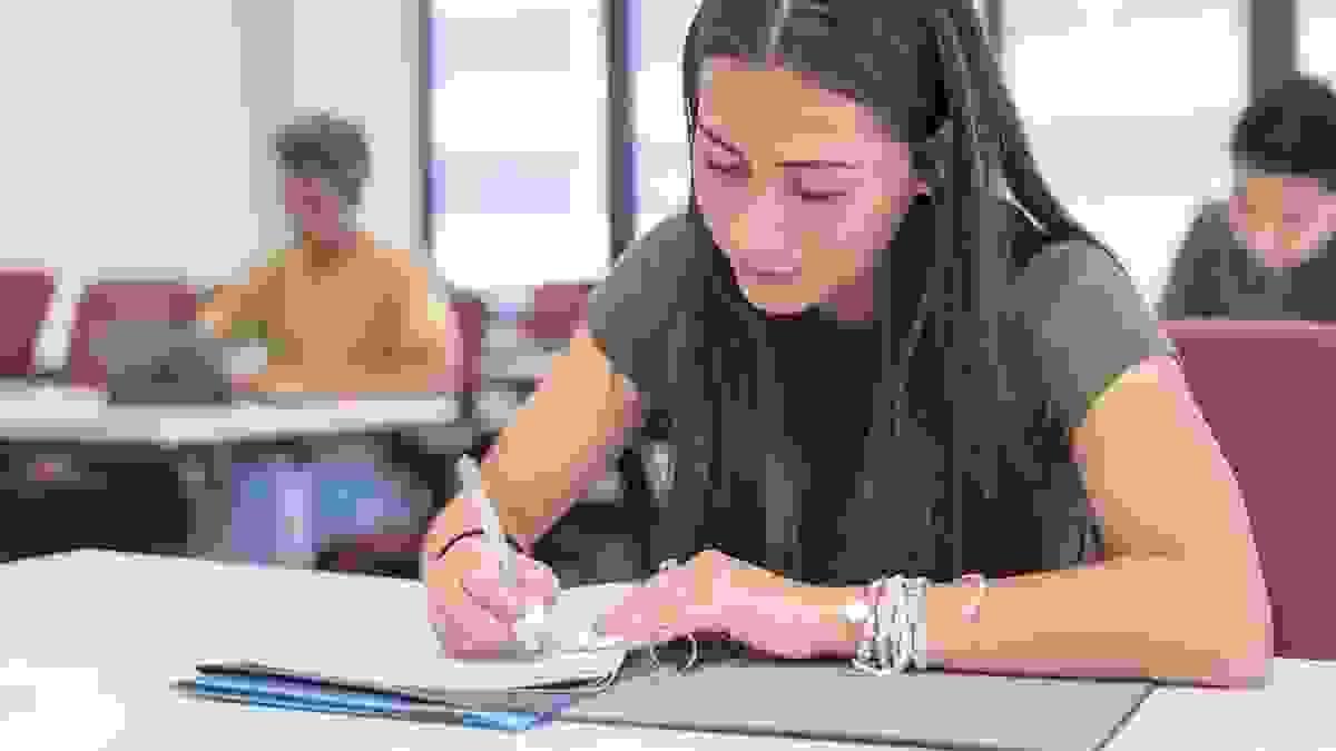 We provide high-end after-school tutoring classes, helping your child achieve success in academics! Welcome to Lorvale Academy Oakville high-end after-school tutoring class We provide high-end after-school tutoring classes, helping your child achieve success in academics! Welcome to Lorvale Academy Oakville high-end after-school tutoring class