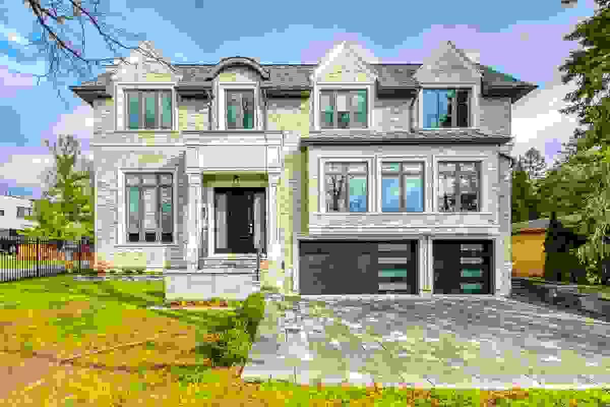 We build custom homes tailored to your specifications, ensuring every detail aligns with your vision and lifestyle. Custom Homes What We Do Design & Permit
→ Renovation
→ Custom Home
→ Commercial & Institutional We build custom homes tailored to your specifications, ensuring every detail aligns with your vision and lifestyle. Custom Homes What We Do Design & Permit
→ Renovation
→ Custom Home
→ Commercial & Institutional