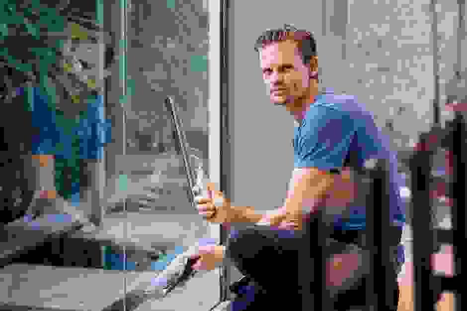 broken image