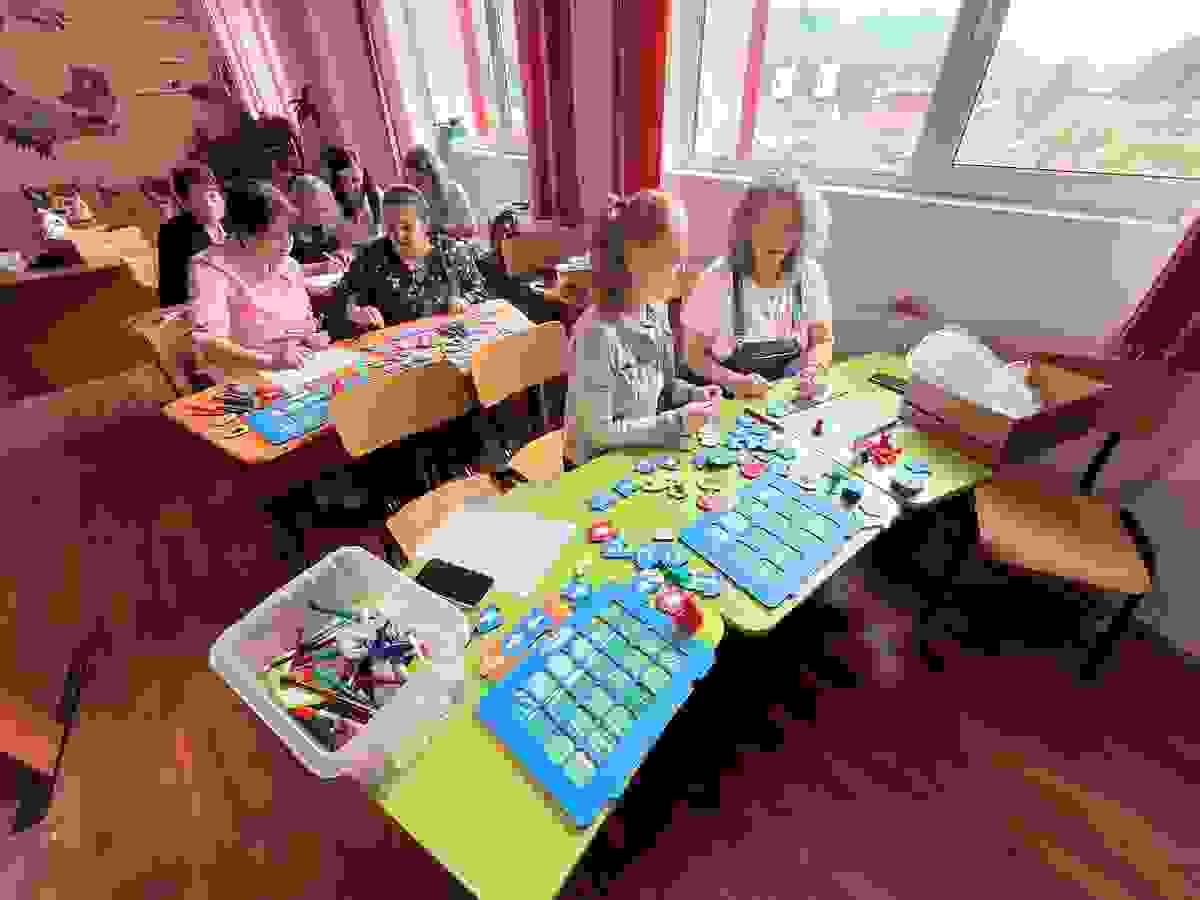 Scratch Tactile - Liceul Tehnologic Carol I Scratch Tactile - Liceul Tehnologic Carol I