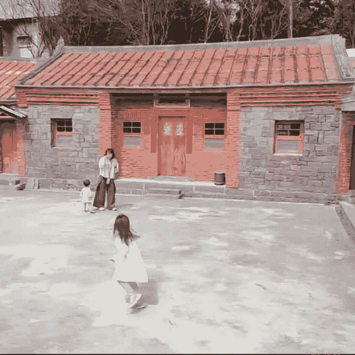 We provide an immersive food and agriculture experience, allowing you to personally participate in the process from farm to table, experiencing the charm of fresh ingredients. food agriculture experience Our mission Hundred years three combined courtyard, one acre four seasons vegetable garden weaving grass mountain story, tasting local flavor immersed in food and agriculture experience, connecting production place dining table diverse courses co-learning, exploring handmade culture spacious space rental, gathering creative unlimited We provide an immersive food and agriculture experience, allowing you to personally participate in the process from farm to table, experiencing the charm of fresh ingredients. food agriculture experience Our mission Hundred years three combined courtyard, one acre four seasons vegetable garden weaving grass mountain story, tasting local flavor immersed in food and agriculture experience, connecting production place dining table diverse courses co-learning, exploring handmade culture spacious space rental, gathering creative unlimited