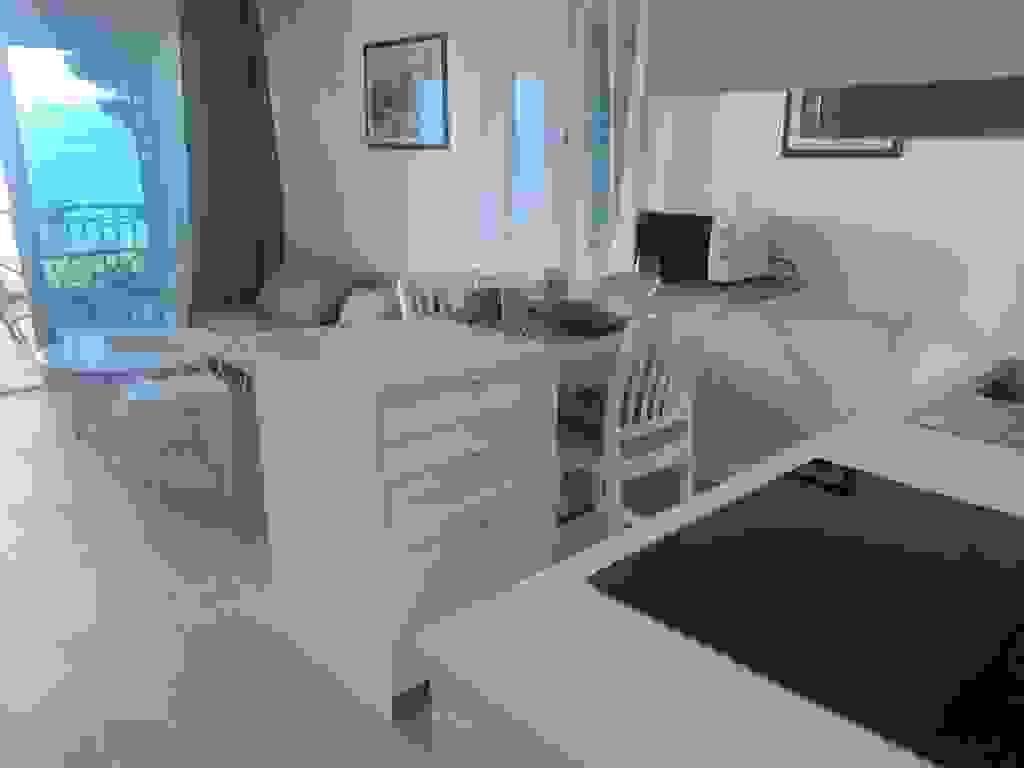 broken image