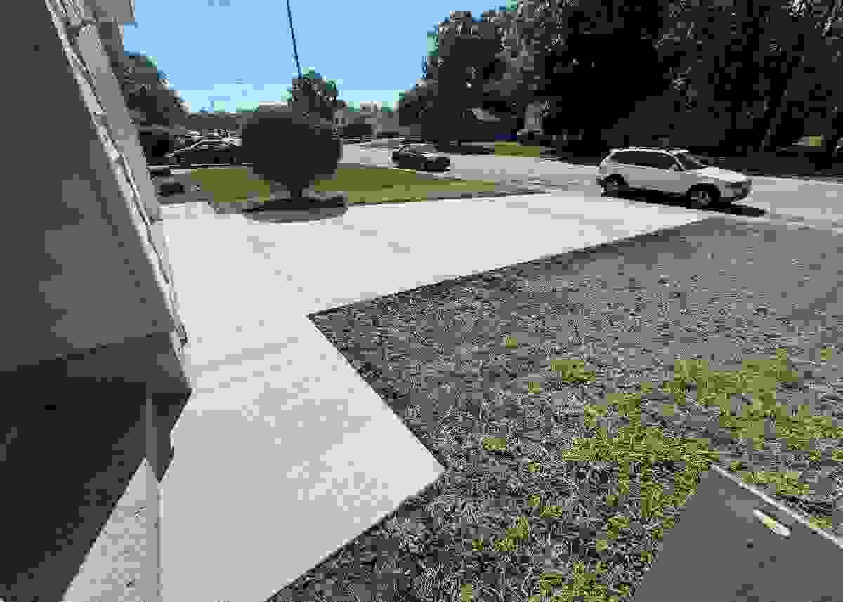 Concrete Driveway Installation & Repair Concrete Driveway Installation & Repair