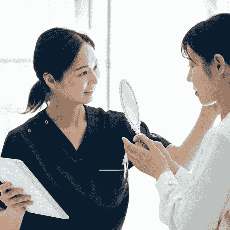 — Sato Kenichi "Thanks to CyberGene LP, I was able to receive medical care in Japan and I am very satisfied. There was professional support, and I was able to receive treatment with peace of mind." Our company specializes in providing medical services in Japan to wealthy individuals around the world. Introduction of inquiries for medical tourism that allows the wealthy around the world to receive Japanese medical care. The overall theme is white and gold. — Sato Kenichi "Thanks to CyberGene LP, I was able to receive medical care in Japan and I am very satisfied. There was professional support, and I was able to receive treatment with peace of mind." Our company specializes in providing medical services in Japan to wealthy individuals around the world. Introduction of inquiries for medical tourism that allows the wealthy around the world to receive Japanese medical care. The overall theme is white and gold.