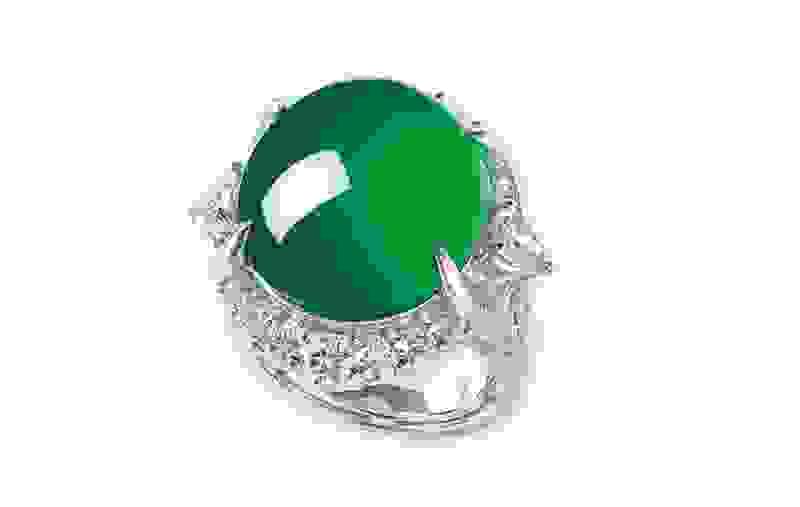 We also focus on the acquisition of high-quality jewelry and gemstones, including natural diamonds, jade, and other precious stones, providing professional evaluation and quality service. Jewelry and gemstone acquisition Our service Acquisition Rolex, AP, Patek Philippe, Cartier, Piaget, Omega watches brand bags Hermes, Chanel, LV Louis Vuitton, Dior, Gucci, GOYARD precious metal Bulgari, Cartier, Chanel, Hermes, Van Cleef & Arpels VCA, TIFFANY jewelry jade, natural diamond, old heaven bead, red blue sapphire, old heaven bead