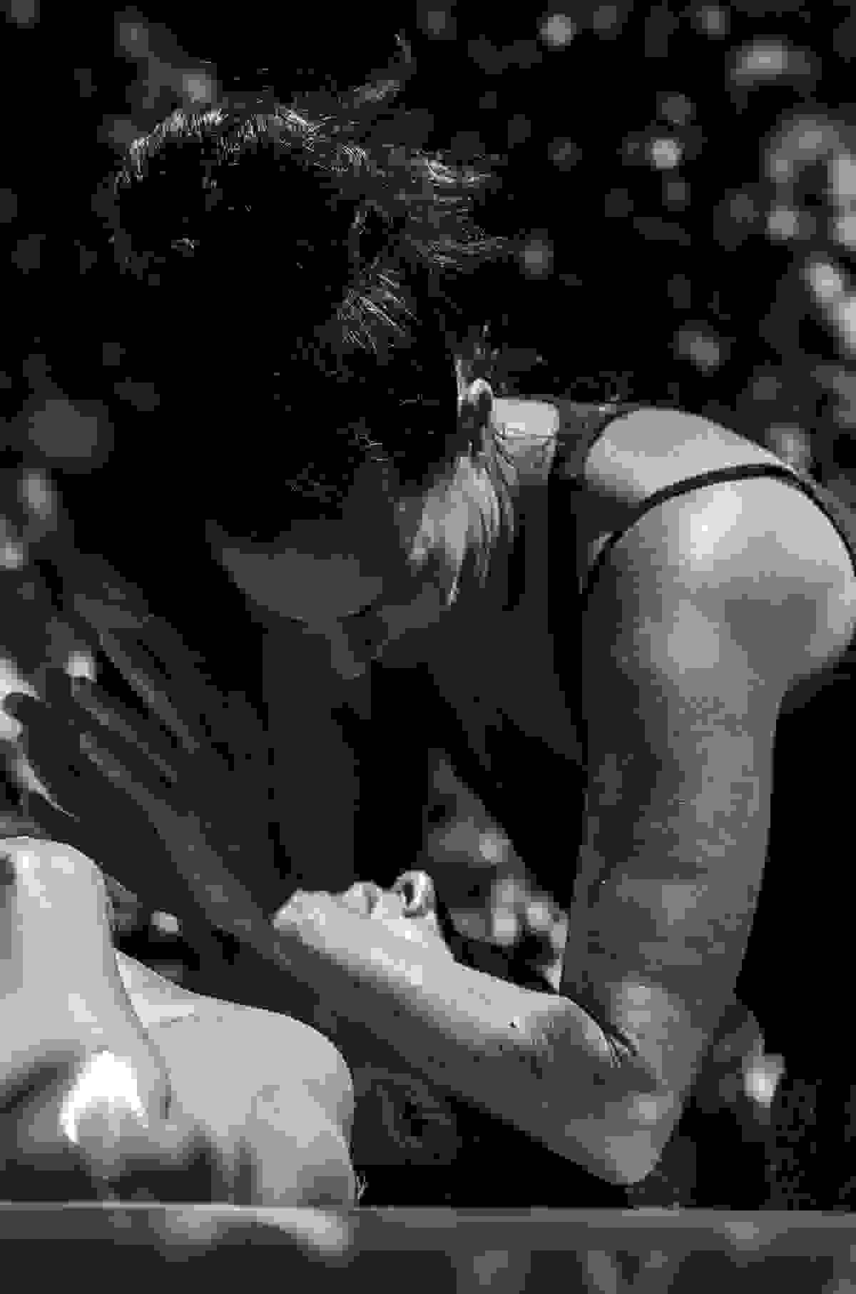 — Mark Rodriguez “I had never tried Lomilomi before, but the experience was transformative. I left feeling lighter and more connected to myself.” Our clients have experienced profound transformations through the healing power of Lomilomi Massage Offering lomilomi massages, ancient hawaiian emotional bodywork therapy in the Algarve, mainly in Aljezur. — Mark Rodriguez “I had never tried Lomilomi before, but the experience was transformative. I left feeling lighter and more connected to myself.” Our clients have experienced profound transformations through the healing power of Lomilomi Massage Offering lomilomi massages, ancient hawaiian emotional bodywork therapy in the Algarve, mainly in Aljezur.
