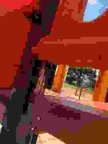 broken image