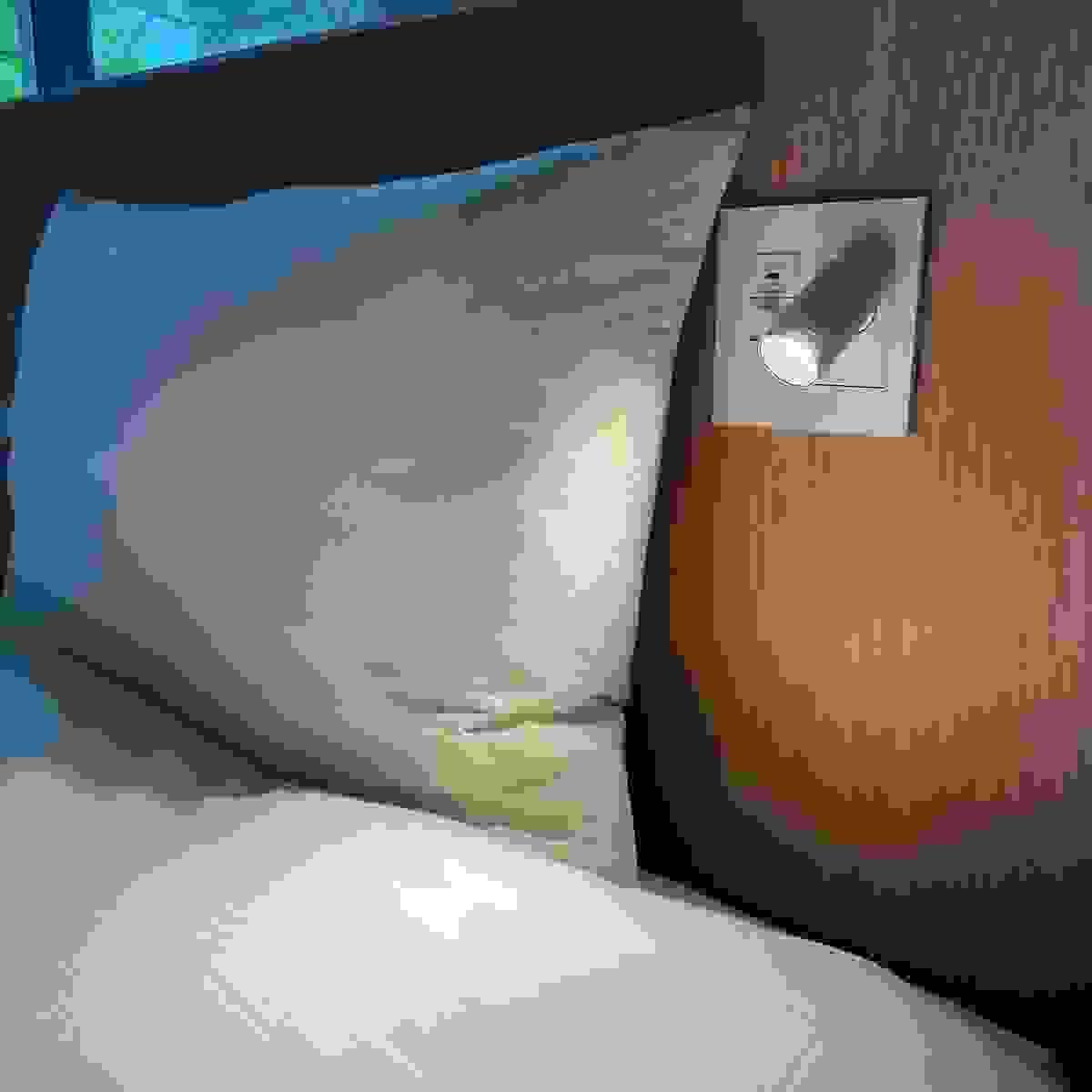broken image