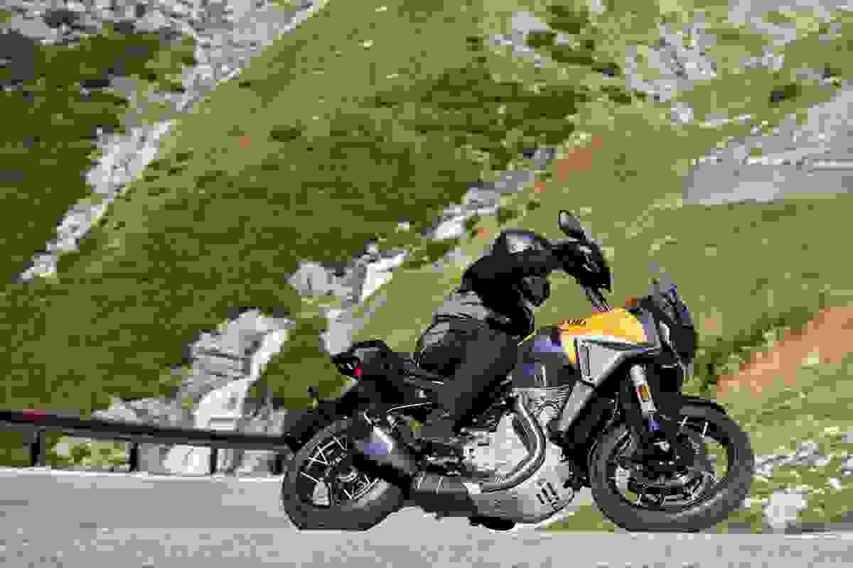 Guzzi Stelvio