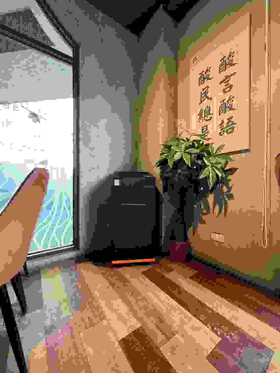 broken image