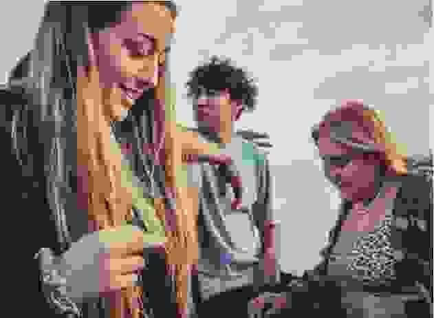 — Laura Sánchez Participating in the workshops of Hirugazte has been transformative. I have acquired skills that I will use for the rest of my life. Hirugazte has impacted positively in the life of hundreds of young people through activities and training. Hirugazte is the area of young people of Hirukide, aimed at people between 15 and 25 years old. It is your community within Hirukide, a space designed for you to train, share your concerns and experiences with other people in your environment, and participate in solidarity actions. — Laura Sánchez Participating in the workshops of Hirugazte has been transformative. I have acquired skills that I will use for the rest of my life. Hirugazte has impacted positively in the life of hundreds of young people through activities and training. Hirugazte is the area of young people of Hirukide, aimed at people between 15 and 25 years old. It is your community within Hirukide, a space designed for you to train, share your concerns and experiences with other people in your environment, and participate in solidarity actions.