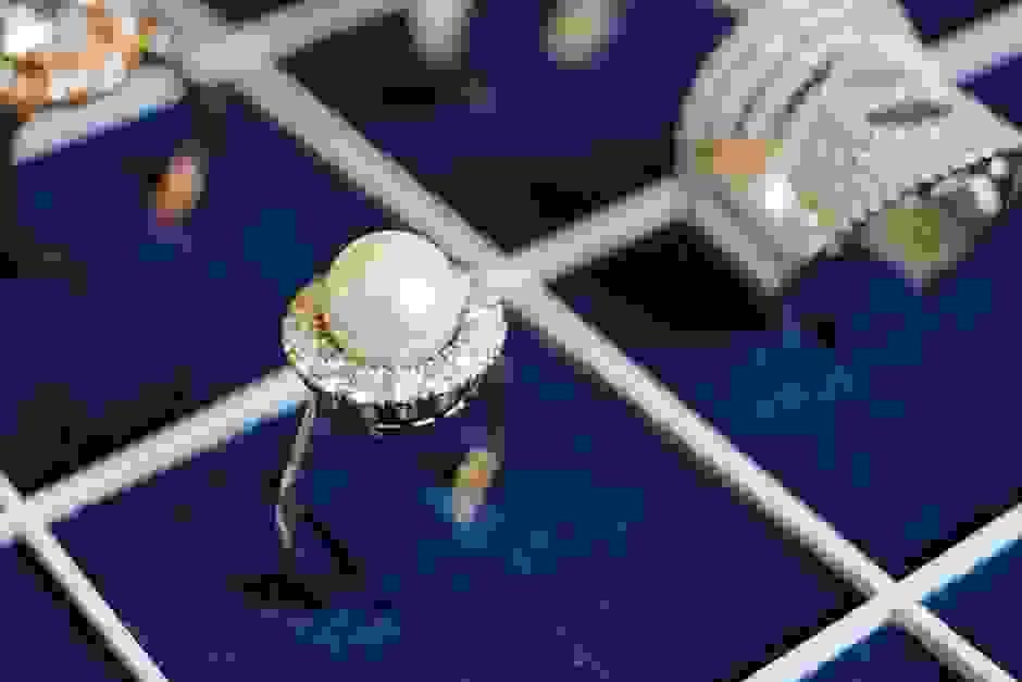 broken image