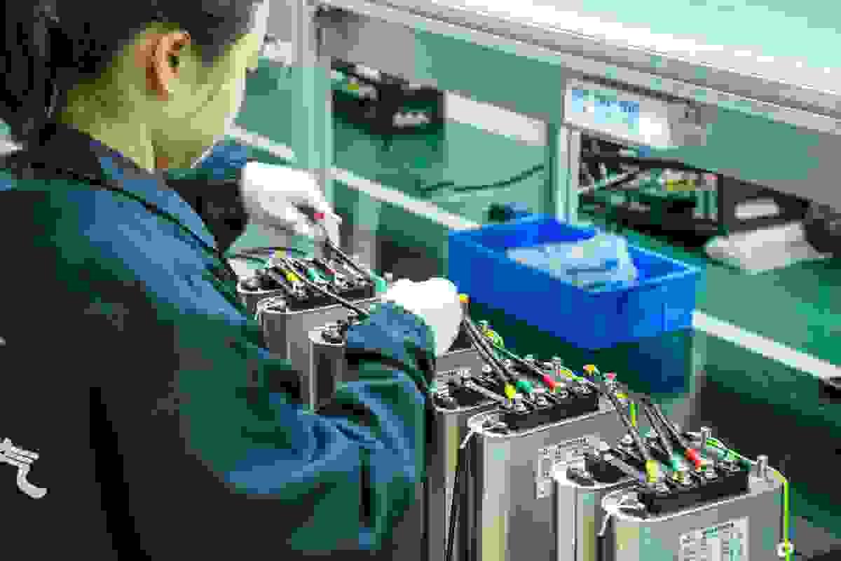 Self-healing Low-voltage Power Capacitor