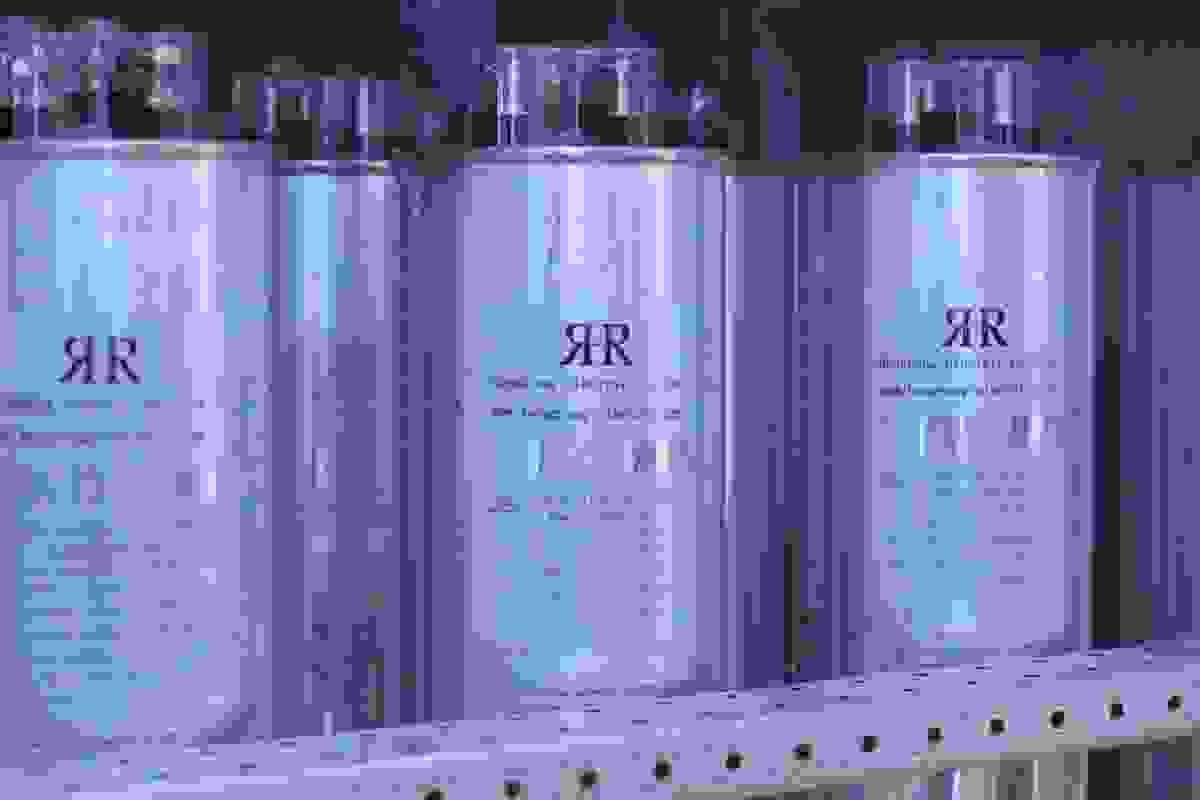 Self-healing Low-voltage Power Capacitor