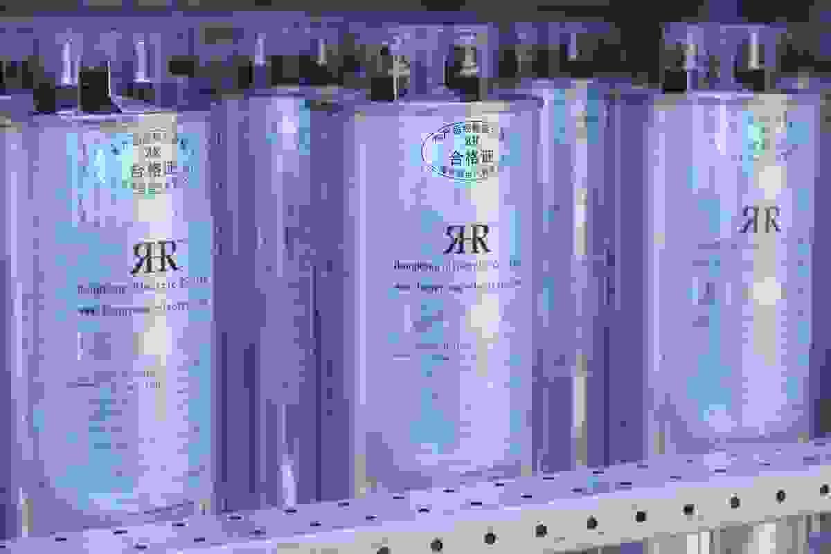 Self-healing Low-voltage Power Capacitor