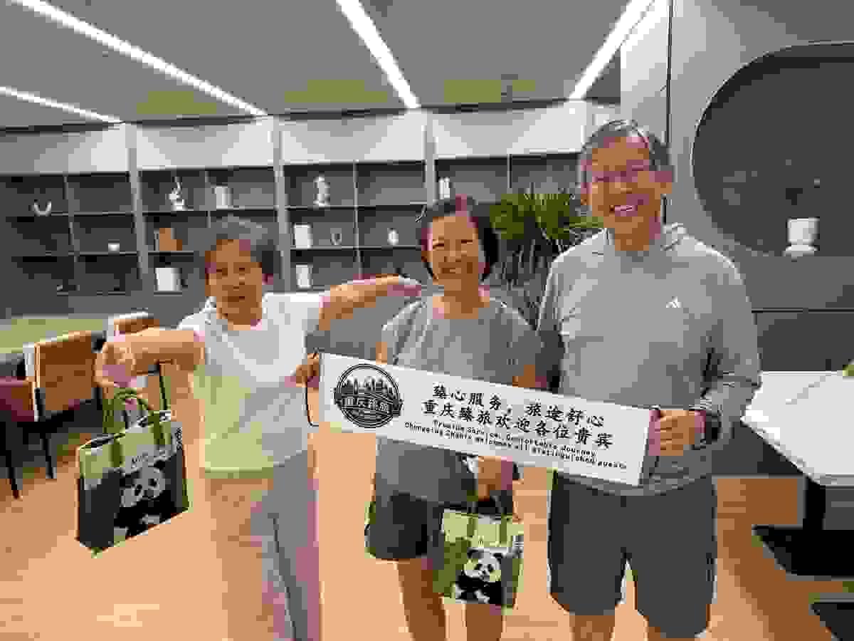 — Chen Ming From itinerary to details, every step reflects professionalism, ensuring our business inspection is efficient and安心. Our customers have experienced more than 200+ high-end customized travel and corporate travel professional services. We are a local travel agency focused on high-quality customized tours and corporate travel services in the Southwest region. "Zhen Travel" is the name, which reflects our service philosophy — using carefully selected resources and heartfelt service to create an exclusive travel experience for you. Whether it is niche secret route family trips, full-process management of business inspections, or themed customized plans for corporate team building, we will tailor everything according to your needs, from itinerary design, resource coordination, to every detail during travel, providing personalized planning. We reject routine low-price group tours and value your travel experience and comfort more, with no hidden costs throughout the process, and all service standards are written into the contract. — Chen Ming From itinerary to details, every step reflects professionalism, ensuring our business inspection is efficient and安心. Our customers have experienced more than 200+ high-end customized travel and corporate travel professional services. We are a local travel agency focused on high-quality customized tours and corporate travel services in the Southwest region. "Zhen Travel" is the name, which reflects our service philosophy — using carefully selected resources and heartfelt service to create an exclusive travel experience for you. Whether it is niche secret route family trips, full-process management of business inspections, or themed customized plans for corporate team building, we will tailor everything according to your needs, from itinerary design, resource coordination, to every detail during travel, providing personalized planning. We reject routine low-price group tours and value your travel experience and comfort more, with no hidden costs throughout the process, and all service standards are written into the contract.