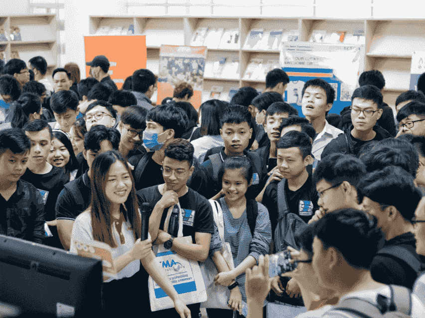 We provide AP, IB, and A-Level courses to help students master the basic theories of economics. Through in-depth study, students can understand the operating mechanisms of the market economy, laying a solid foundation for subsequent practical exercises. rigorous theory study What are we doing "The practical rehearsal venue for future business leaders, we are not a tutoring class, we are a bridge. At one end of the bridge is rigorous economic theory (AP/IB/A-Level); at the other end of the bridge is the unpredictable real business battlefield. While many peers are still stuck memorizing the definition of 'supply and demand curve', the students of VOA are already using these theories to analyze Tesla's pricing strategy, break down Nvidia's business moat, and deduce the market direction after the Federal Reserve's interest rate hike. At VOA, we fuse rigorous business theory with wild practical exercises." We provide AP, IB, and A-Level courses to help students master the basic theories of economics. Through in-depth study, students can understand the operating mechanisms of the market economy, laying a solid foundation for subsequent practical exercises. rigorous theory study What are we doing "The practical rehearsal venue for future business leaders, we are not a tutoring class, we are a bridge. At one end of the bridge is rigorous economic theory (AP/IB/A-Level); at the other end of the bridge is the unpredictable real business battlefield. While many peers are still stuck memorizing the definition of 'supply and demand curve', the students of VOA are already using these theories to analyze Tesla's pricing strategy, break down Nvidia's business moat, and deduce the market direction after the Federal Reserve's interest rate hike. At VOA, we fuse rigorous business theory with wild practical exercises."