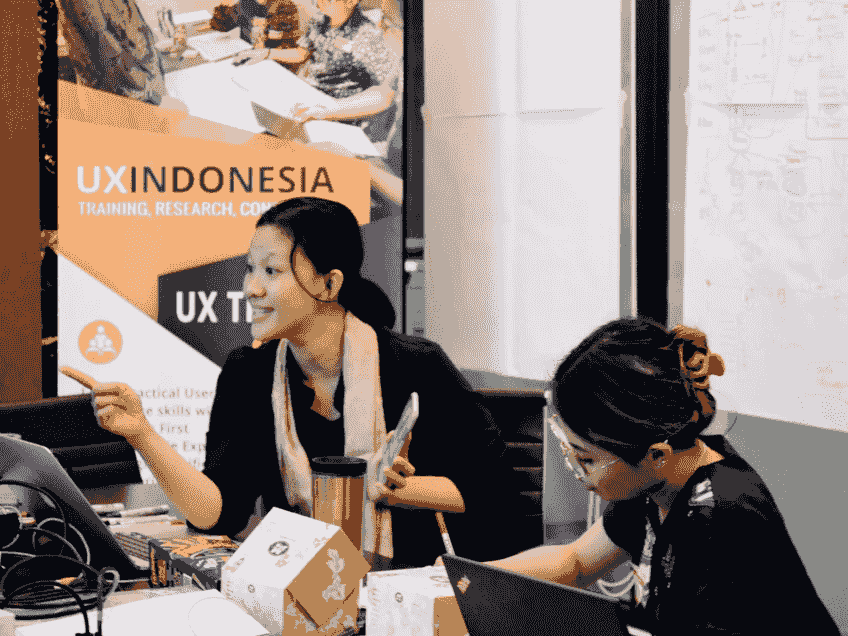 Here, students will analyze the business strategies of top companies such as Tesla and Nvidia, combining theory and practice through real cases to cultivate critical thinking and problem-solving skills. real business case analysis What are we doing "The practical rehearsal venue for future business leaders, we are not a tutoring class, we are a bridge. At one end of the bridge is rigorous economic theory (AP/IB/A-Level); at the other end of the bridge is the unpredictable real business battlefield. While many peers are still stuck memorizing the definition of 'supply and demand curve', students at VOA are already using these theories to analyze Tesla's pricing strategy, dissect Nvidia's business moat, and deduce market trends after the Federal Reserve's interest rate hikes. At VOA, we fuse rigorous business theory with wild practical exercises." Here, students will analyze the business strategies of top companies such as Tesla and Nvidia, combining theory and practice through real cases to cultivate critical thinking and problem-solving skills. real business case analysis What are we doing "The practical rehearsal venue for future business leaders, we are not a tutoring class, we are a bridge. At one end of the bridge is rigorous economic theory (AP/IB/A-Level); at the other end of the bridge is the unpredictable real business battlefield. While many peers are still stuck memorizing the definition of 'supply and demand curve', students at VOA are already using these theories to analyze Tesla's pricing strategy, dissect Nvidia's business moat, and deduce market trends after the Federal Reserve's interest rate hikes. At VOA, we fuse rigorous business theory with wild practical exercises."