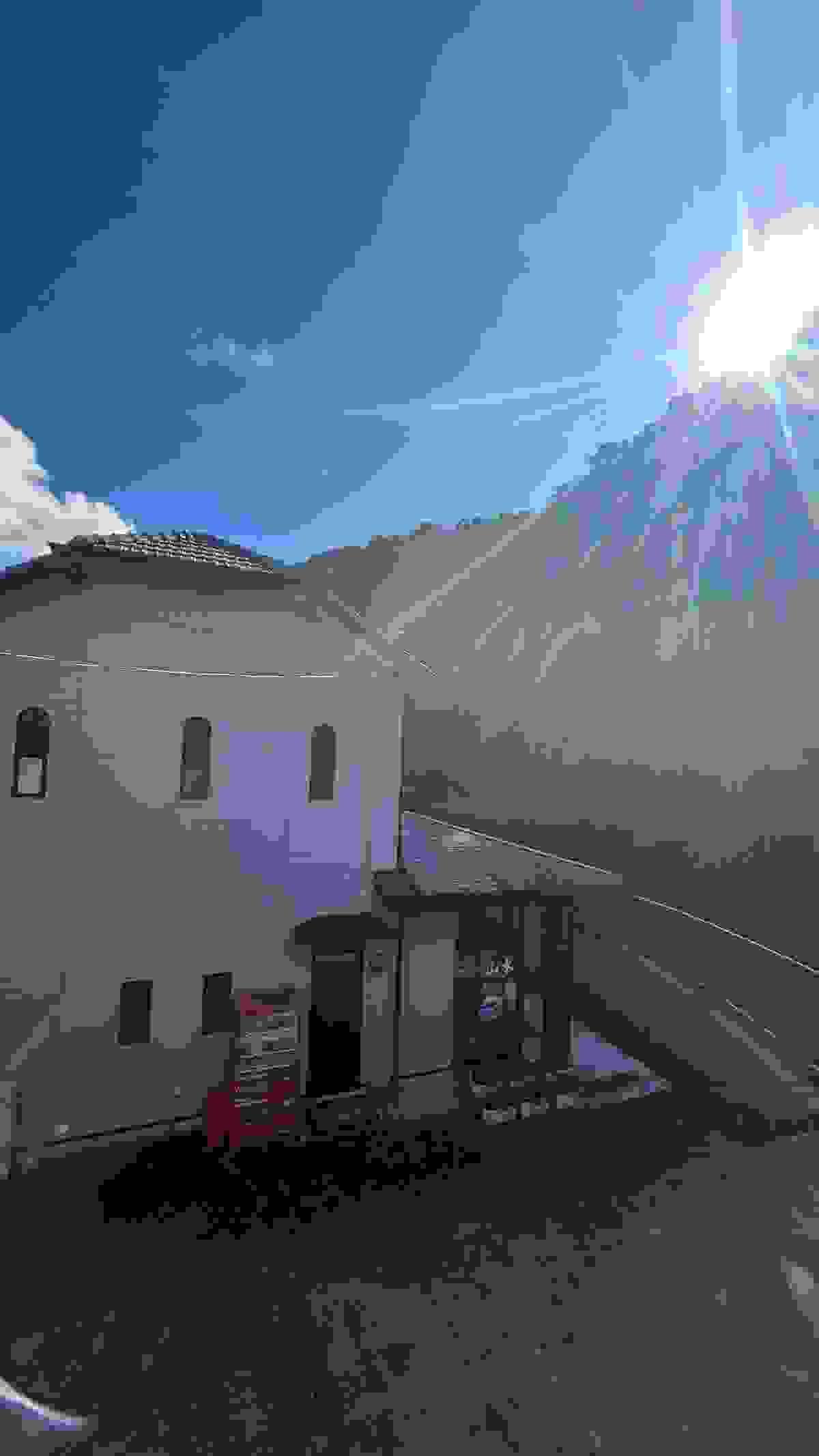broken image