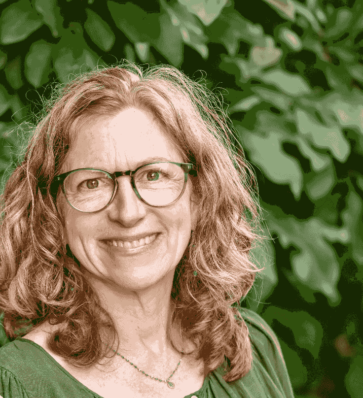 Reconnect with your energy and find balance through our unique Egyptian Reiki practices. Egyptian Reiki Sessions What We Offer Nature-based healing for the mind, body and spirits of women, couples, children and families on the farm. With a combination of hands-on alignment and myofascial release, egyptian reiki, ceremonial clearing and holistic health coaching, Dr. Elsea and her interspecies healing team are ready to move beyond convention with you to facilitate your healing journeys progress. Heart-centered, integrative and community-driven, Clear is here. Clear is home. Welcome!