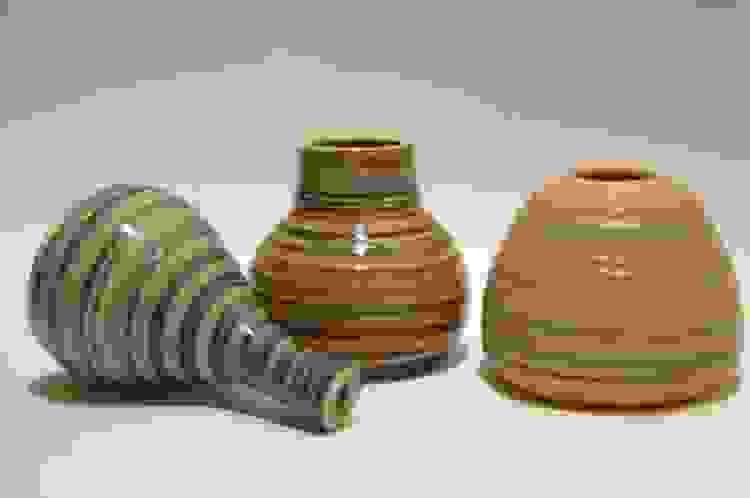 Each piece is meticulously crafted by skilled artisans, ensuring that no two items are alike. Our ceramics reflect the beauty of individuality and sustainable practices. Handcrafted Excellence What We Create ONE-OF-A-KIND, HANDCRAFTED, SUSTAINABLE AND CUSTOMIZABLE FINE ART CERAMICS FOR POSITIVE PERSONAL AND PROMOTIONAL USE.