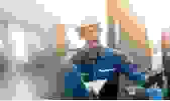 — Samuel Chen “Sterne's commitment to excellence in luxury logistics has transformed our sourcing process. Their expertise is unparalleled.” Our dedicated team has facilitated luxury procurement and transport for over 500 clients 奢侈品採購與運輸行業11年
不要有關於買賣的產品 — Samuel Chen “Sterne's commitment to excellence in luxury logistics has transformed our sourcing process. Their expertise is unparalleled.” Our dedicated team has facilitated luxury procurement and transport for over 500 clients 奢侈品採購與運輸行業11年
不要有關於買賣的產品