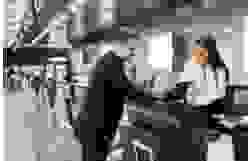 Our logistics solutions are tailored for the luxury market, providing secure and timely delivery of your items. Reliable Transportation Our Services 奢侈品採購與運輸行業11年
不要有關於買賣的產品 Our logistics solutions are tailored for the luxury market, providing secure and timely delivery of your items. Reliable Transportation Our Services 奢侈品採購與運輸行業11年
不要有關於買賣的產品