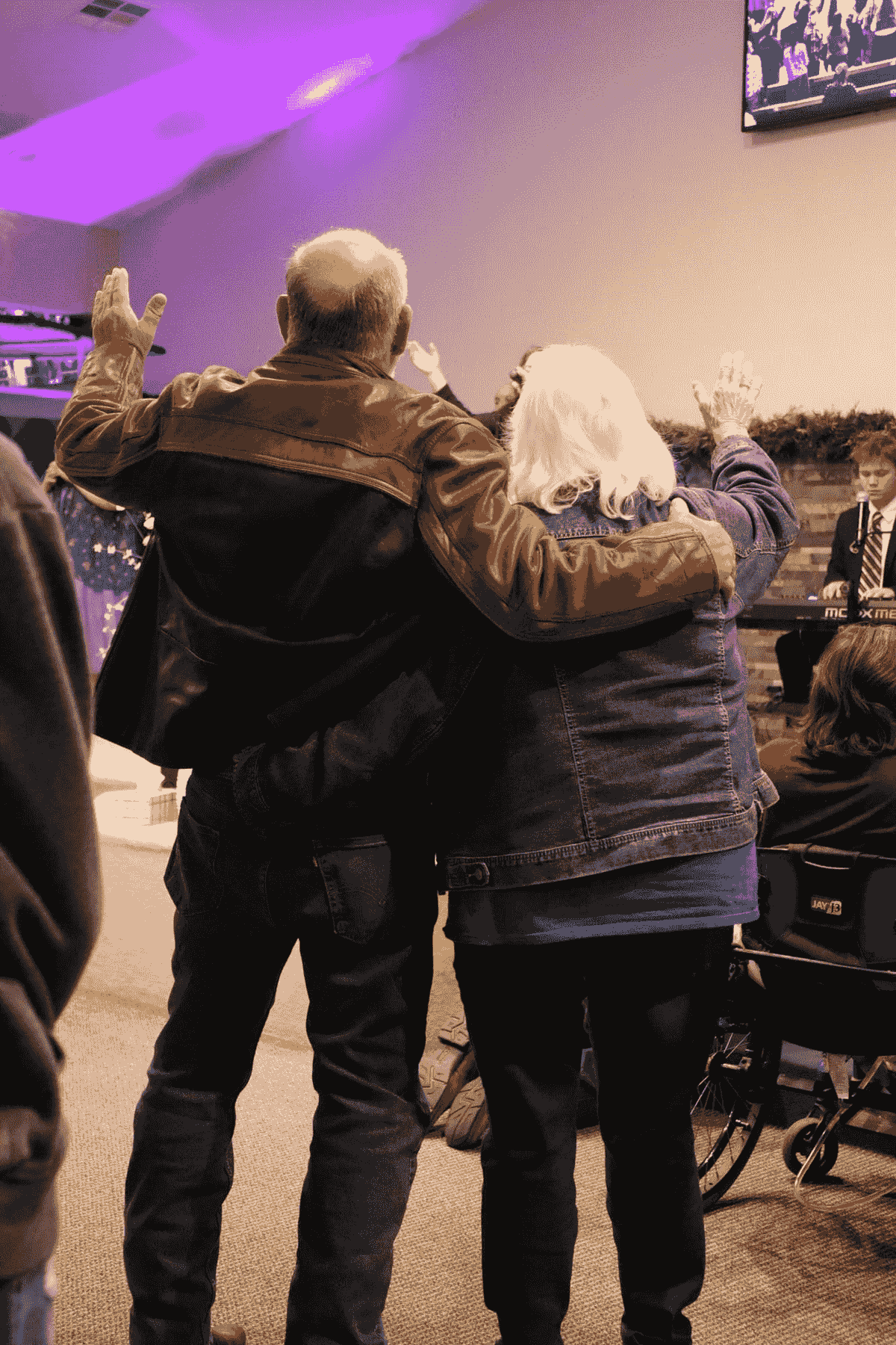 At Amazing Grace Worship Center, we believe in the power of worship to transform lives. Our services are designed to uplift and inspire, featuring contemporary music, heartfelt prayers, and engaging sermons that resonate with our community's needs and spiritual journey. Worship Services What We Offer church At Amazing Grace Worship Center, we believe in the power of worship to transform lives. Our services are designed to uplift and inspire, featuring contemporary music, heartfelt prayers, and engaging sermons that resonate with our community's needs and spiritual journey. Worship Services What We Offer church