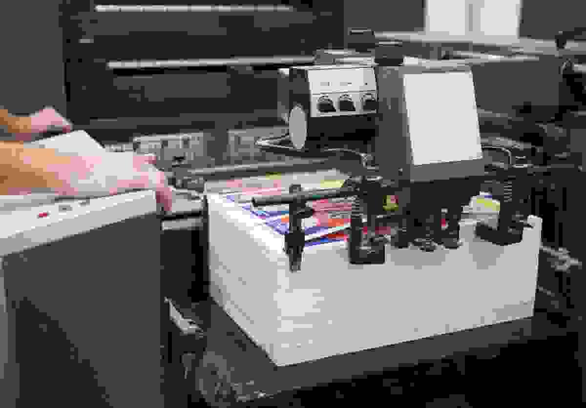 Paper bag printing machine for custom packaging at Eng Lee Packagings Malaysia Paper bag printing machine for custom packaging at Eng Lee Packagings Malaysia