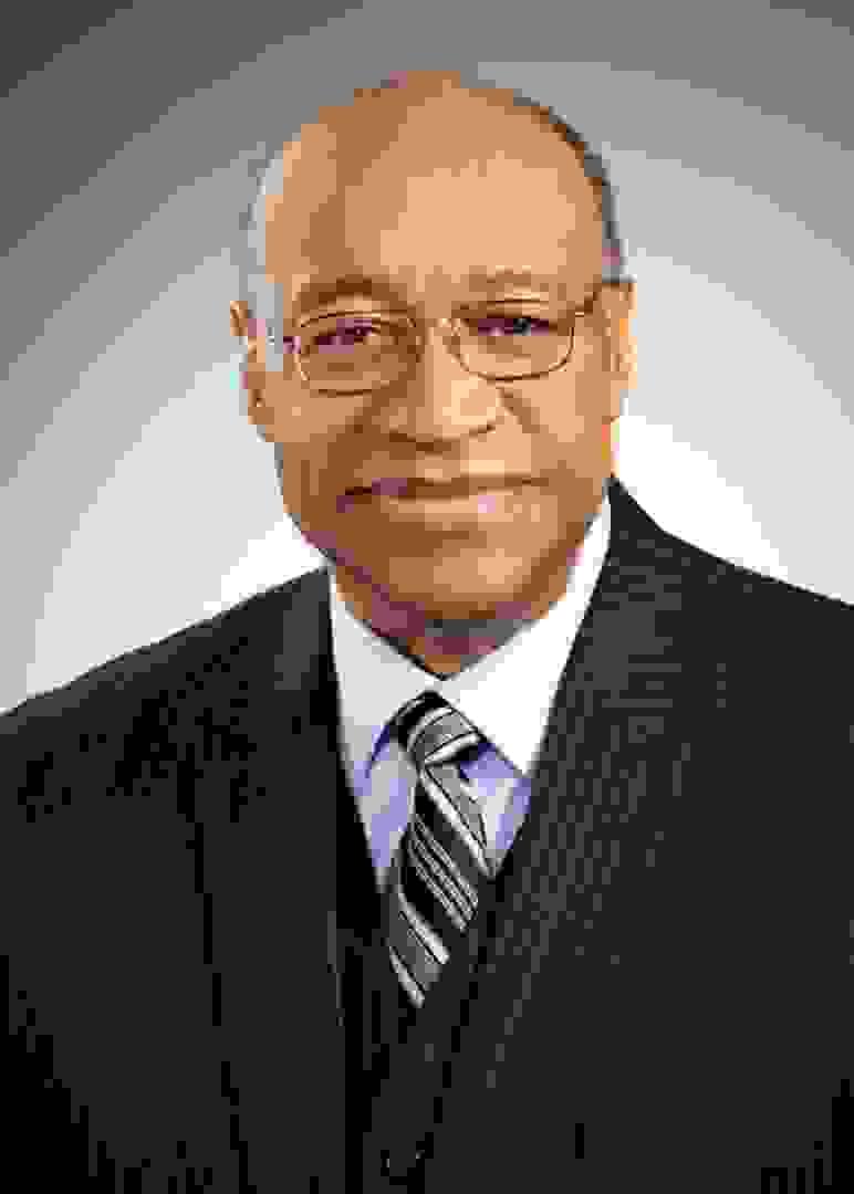 — Jordan Smith “Hard Knocks University transformed my mindset. The blend of discipline and practical execution set me on a new trajectory in my career.” Our community has empowered over 300 individuals to redefine their paths to success Hard Knocks University is home to a new generation of thinkers—individuals who challenge conventional paths, embrace complexity, and pursue excellence through both discipline and execution. — Jordan Smith “Hard Knocks University transformed my mindset. The blend of discipline and practical execution set me on a new trajectory in my career.” Our community has empowered over 300 individuals to redefine their paths to success Hard Knocks University is home to a new generation of thinkers—individuals who challenge conventional paths, embrace complexity, and pursue excellence through both discipline and execution.