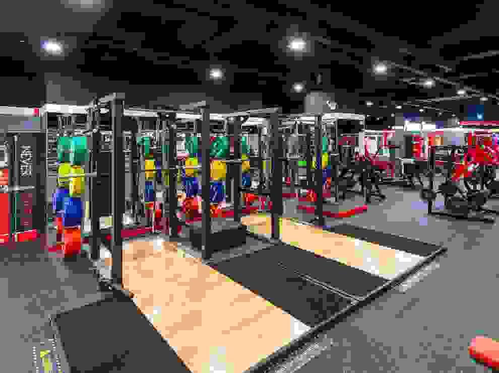 - Chen Xiaohua Joining the world gym is the best decision I have ever made. The professional coaching team helped me achieve my fitness goals. Our members have found their health and vitality in gyms around the world. world gym online membership, membership plan introduction, brand activities - Chen Xiaohua Joining the world gym is the best decision I have ever made. The professional coaching team helped me achieve my fitness goals. Our members have found their health and vitality in gyms around the world. world gym online membership, membership plan introduction, brand activities