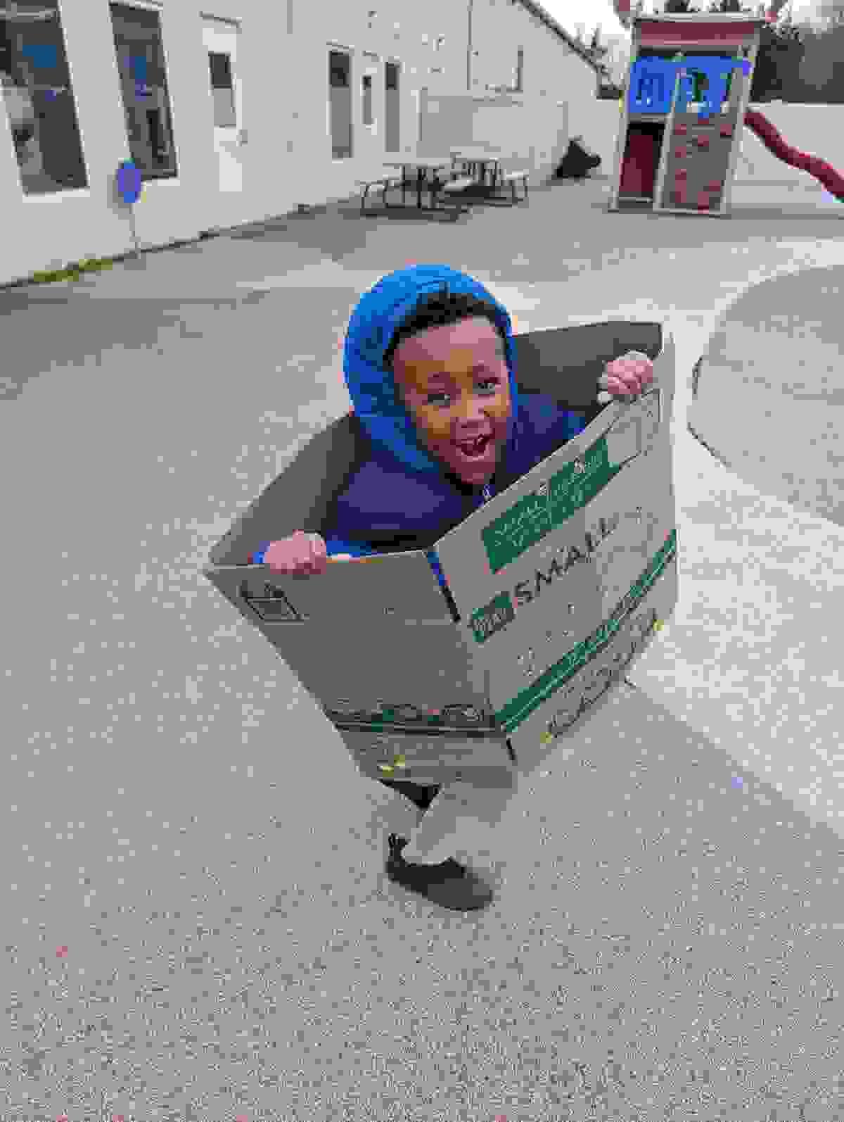 Our outdoor exploration trips provide children with the opportunity to connect with nature and develop essential life skills. Through hiking, camping, and team-building exercises, we promote teamwork, resilience, and a love for the environment, inspiring the next generation of responsible global citizens. Outdoor Exploration Trips What We Offer Creating Young Globetrotters from the Heart of Loudoun County! Our outdoor exploration trips provide children with the opportunity to connect with nature and develop essential life skills. Through hiking, camping, and team-building exercises, we promote teamwork, resilience, and a love for the environment, inspiring the next generation of responsible global citizens. Outdoor Exploration Trips What We Offer Creating Young Globetrotters from the Heart of Loudoun County!