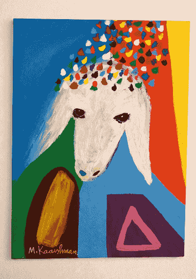 ציור מופשט של דמות בעלת פנים לבנות עם כתמי צבע צבעוניים ורקע כחול, אדום וצהוב ציור מופשט של דמות בעלת פנים לבנות עם כתמי צבע צבעוניים ורקע כחול, אדום וצהוב