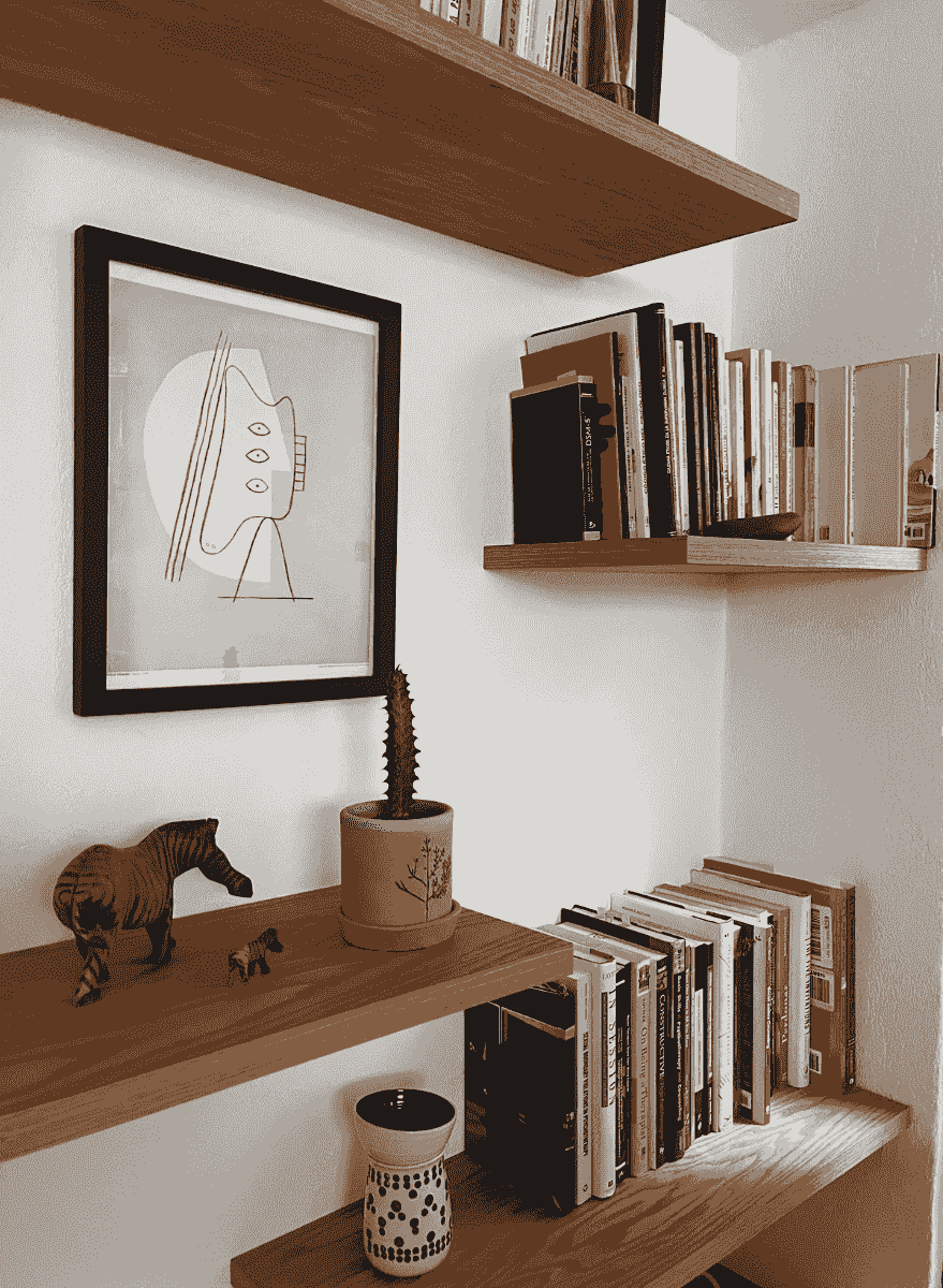 We facilitate the development of emotional and coping skills that will allow you to achieve greater well-being in all areas of your life. Personal Growth What we offer I give integrative psychotherapy with a gender approach to improve your relationships, gain well-being, and achieve personal growth.
