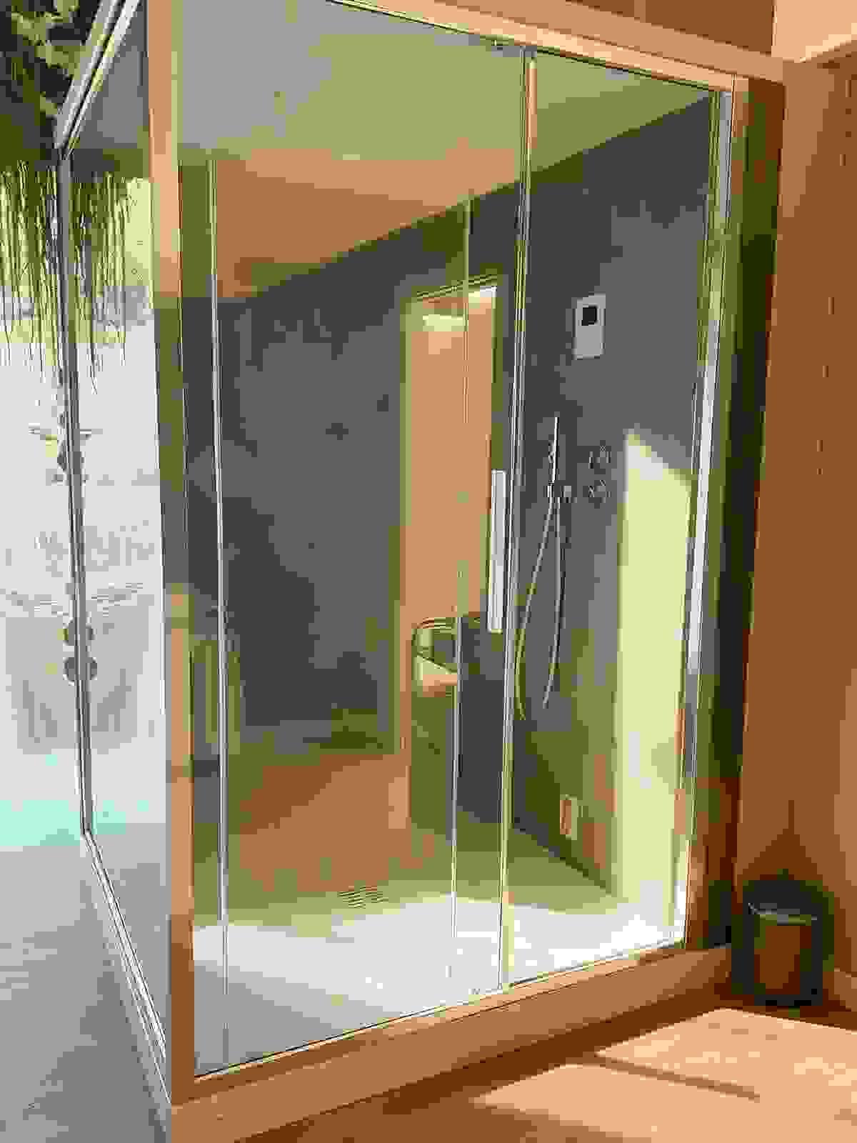 - Lin Fang Every time I come to Beauty Suite, I feel pampered, the professional care makes me feel refreshed and invigorated. We have helped more than 500 customers achieve their beauty wishes. Reveal your inner radiance at the Beauty Suite Beauty Center! We are not just a spa; we are a sanctuary where professional beauty services transform your vision of beauty into reality. Discover customized solutions tailored to your unique needs, from rejuvenating spa treatments to enhancing aesthetic treatments. Our team of experts is dedicated to helping you experience the utmost in beauty and wellness. Enter our oasis and let us help you discover your true, captivating beauty. Experience the magic and you will emerge feeling fresh, confident, and absolutely stunning! We are excited to help you discover your true beauty. - Lin Fang Every time I come to Beauty Suite, I feel pampered, the professional care makes me feel refreshed and invigorated. We have helped more than 500 customers achieve their beauty wishes. Reveal your inner radiance at the Beauty Suite Beauty Center! We are not just a spa; we are a sanctuary where professional beauty services transform your vision of beauty into reality. Discover customized solutions tailored to your unique needs, from rejuvenating spa treatments to enhancing aesthetic treatments. Our team of experts is dedicated to helping you experience the utmost in beauty and wellness. Enter our oasis and let us help you discover your true, captivating beauty. Experience the magic and you will emerge feeling fresh, confident, and absolutely stunning! We are excited to help you discover your true beauty.