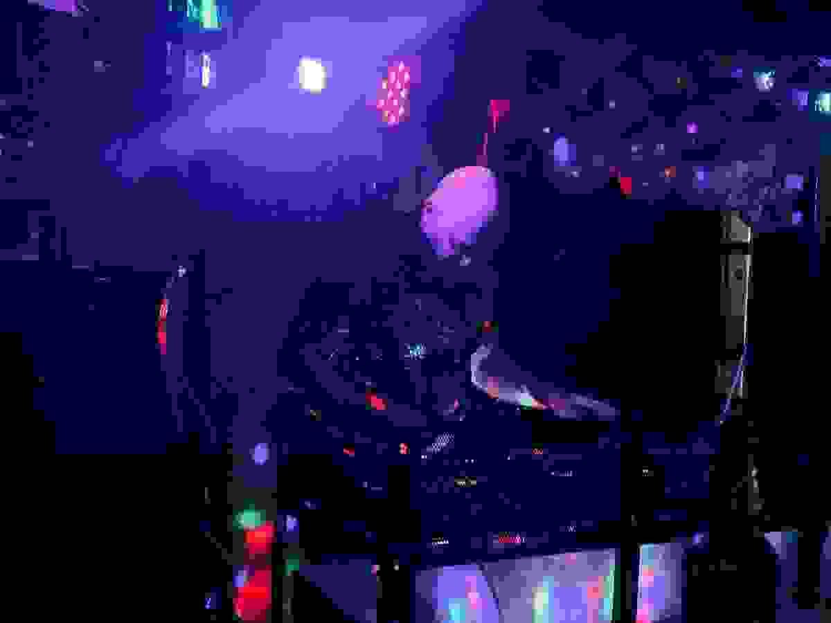 broken image