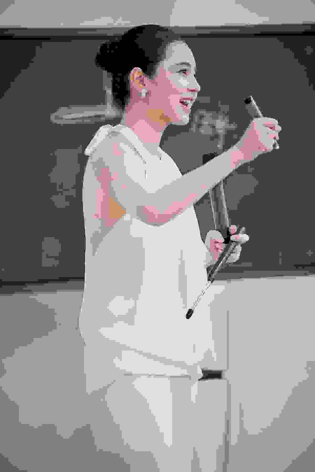 — Zhang Ting I participated in the online course of Jade Leaf Academy, the course content is detailed and easy to understand, allowing me to quickly master the eyebrow tattooing skills. Our team has helped over 1000 students successfully master eyebrow tattooing technology. We are doing eyebrow tattoo training, the website mainly wants to sell our eyebrow tattoo online courses to people from various countries who want to learn eyebrow tattooing, and also needs to guide to private domain. — Zhang Ting I participated in the online course of Jade Leaf Academy, the course content is detailed and easy to understand, allowing me to quickly master the eyebrow tattooing skills. Our team has helped over 1000 students successfully master eyebrow tattooing technology. We are doing eyebrow tattoo training, the website mainly wants to sell our eyebrow tattoo online courses to people from various countries who want to learn eyebrow tattooing, and also needs to guide to private domain.