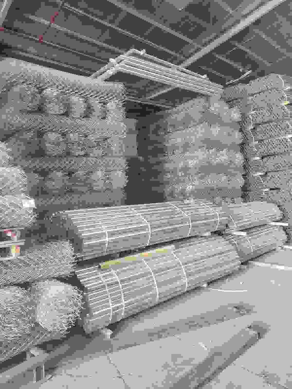 We provide integrated solutions for the supply and installation of all types of fences, including farm fences, agricultural fences, and playground fences, to ensure the safety and protection of your property. Our services in the installation of nets and security fences Supply and installation of all types of nets and security fences farm nets playground nets agricultural nets road nets galvanized nets We provide integrated solutions for the supply and installation of all types of fences, including farm fences, agricultural fences, and playground fences, to ensure the safety and protection of your property. Our services in the installation of nets and security fences Supply and installation of all types of nets and security fences farm nets playground nets agricultural nets road nets galvanized nets