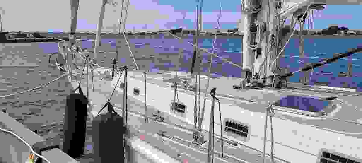 broken image