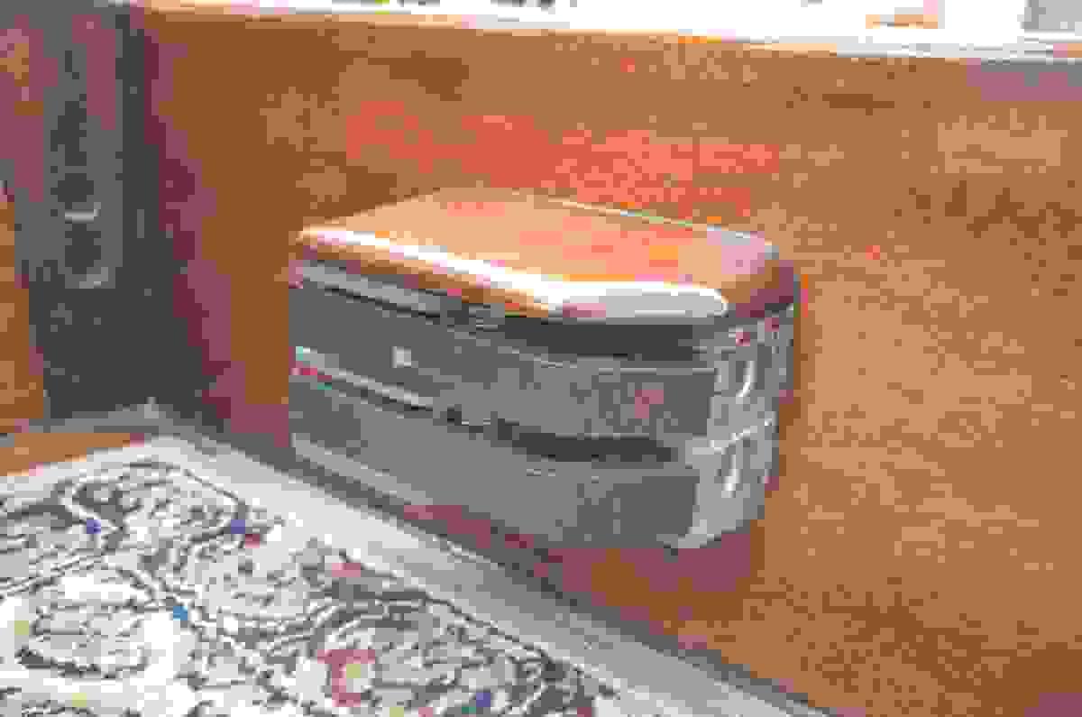 broken image