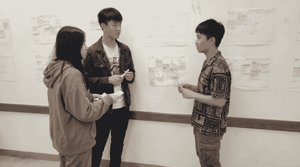 Our education program aims to transform complex knowledge into simple and understandable tasks, allowing students to learn through interaction, enhancing their interest and effectiveness in learning. education plan Our function 1. Website theme and target audience: Website theme: Transforming abstract knowledge into playable, actionable, and measurable task systems, bringing you a new learning routine of "P-cube Education" with high engagement and high retention. Target audience: Hong Kong schools: students, teachers, curriculum coordinators. 2. Core functions and features of the website: Core functions: 1. Educational programs 2. Training tools 3. Case sharing Website style and features: Bright colors, creative, playful, using a lot of photos of people having fun together, with the main colors being blue, orange, and white. 3. Website content and copy: Homepage title: "P-cube Education", helping you transform "play" into .... About us: Facing the low engagement of traditional education, we provide a brand new solution. The team combines educational psychology and play mechanisms to design a specialized learning system. We break down complex knowledge into fun tasks and challenges, helping students build skills and enhance collaboration through practice. Our goal is clear: to make every learning experience effective, meaningful, and more interesting. Contact information: Email: hello@pcubehk.com Phone: (852) 8481 7308 4. Reference website: https://playfulsolutions.net/ Our education program aims to transform complex knowledge into simple and understandable tasks, allowing students to learn through interaction, enhancing their interest and effectiveness in learning. education plan Our function 1. Website theme and target audience: Website theme: Transforming abstract knowledge into playable, actionable, and measurable task systems, bringing you a new learning routine of "P-cube Education" with high engagement and high retention. Target audience: Hong Kong schools: students, teachers, curriculum coordinators. 2. Core functions and features of the website: Core functions: 1. Educational programs 2. Training tools 3. Case sharing Website style and features: Bright colors, creative, playful, using a lot of photos of people having fun together, with the main colors being blue, orange, and white. 3. Website content and copy: Homepage title: "P-cube Education", helping you transform "play" into .... About us: Facing the low engagement of traditional education, we provide a brand new solution. The team combines educational psychology and play mechanisms to design a specialized learning system. We break down complex knowledge into fun tasks and challenges, helping students build skills and enhance collaboration through practice. Our goal is clear: to make every learning experience effective, meaningful, and more interesting. Contact information: Email: hello@pcubehk.com Phone: (852) 8481 7308 4. Reference website: https://playfulsolutions.net/