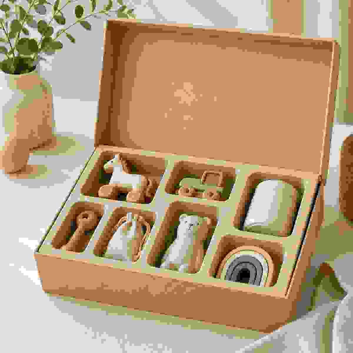 Molded pulp insert tray for eco-friendly toy and gift box packaging Molded pulp insert tray for eco-friendly toy and gift box packaging