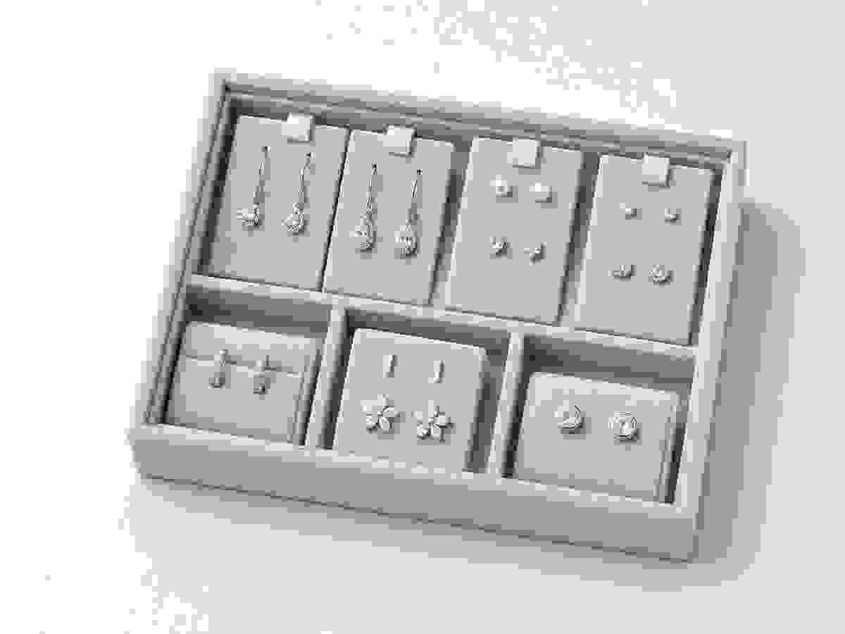 Custom earring and stud insert cards with small cavities and velvet pads Custom earring and stud insert cards with small cavities and velvet pads